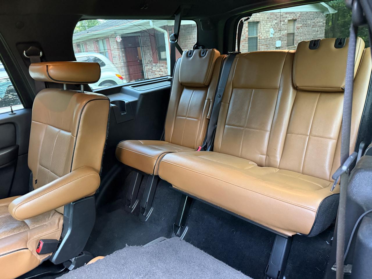Lincoln Navigator L 4WD 2011
