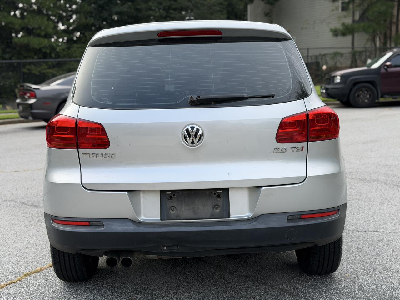 Volkswagen Tiguan S 2014