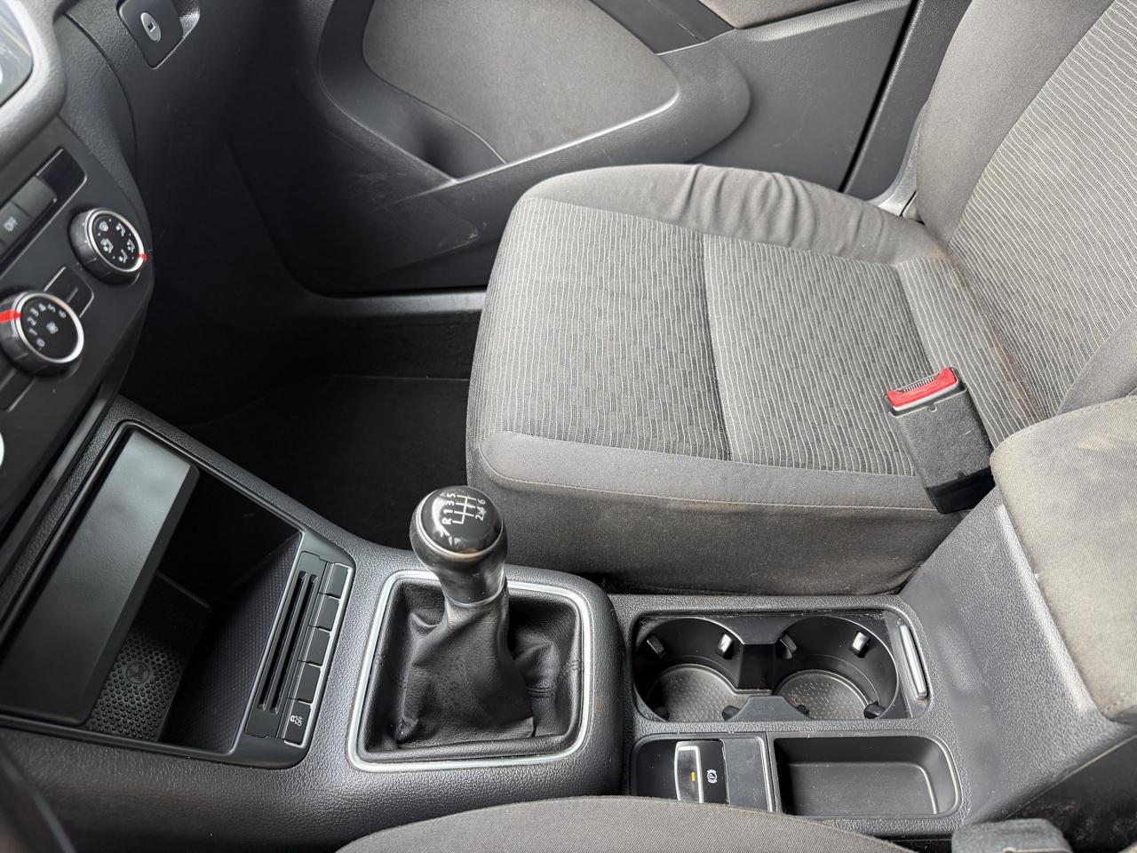 Volkswagen Tiguan S 2014
