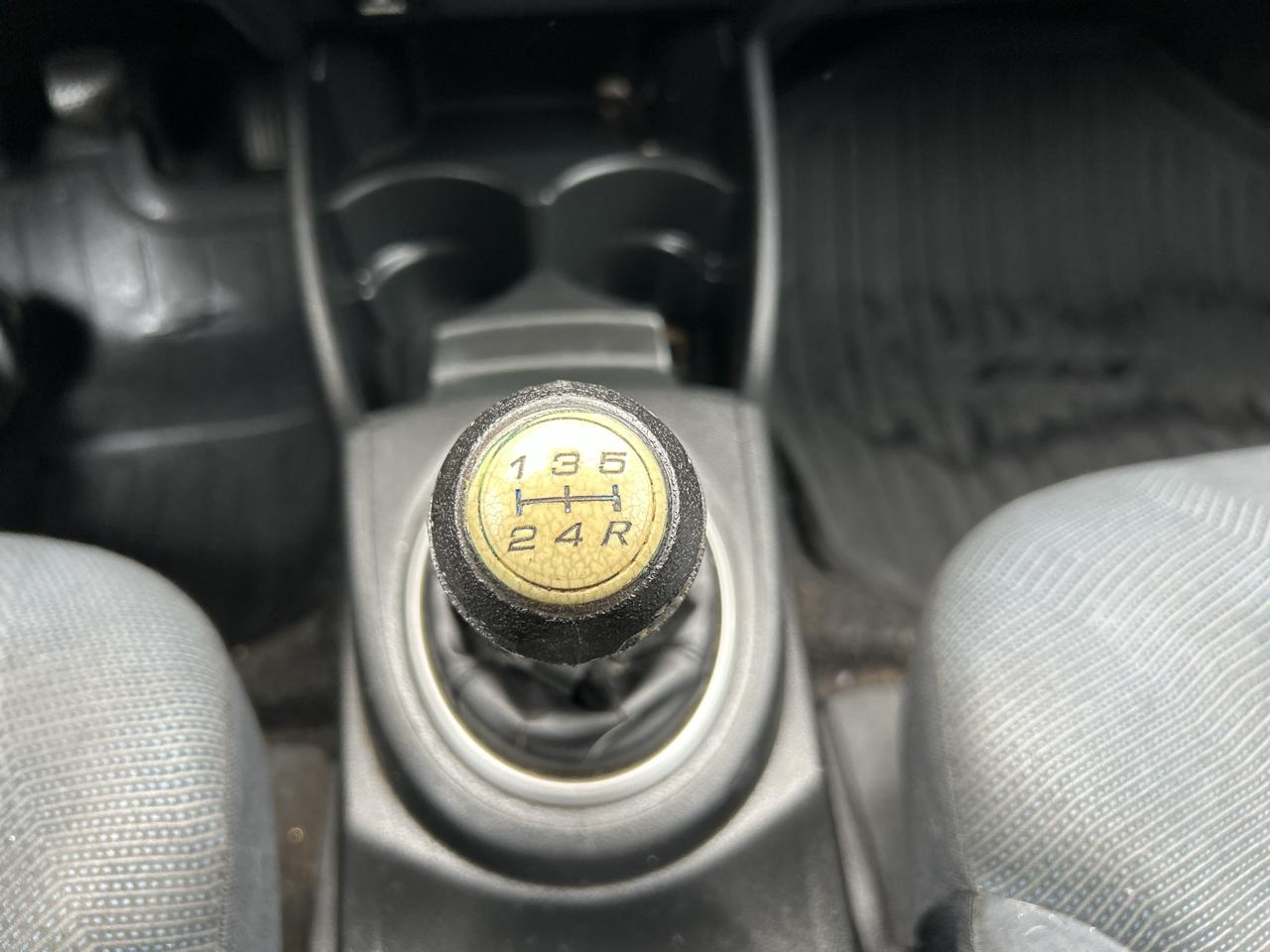 Honda Fit photo 13