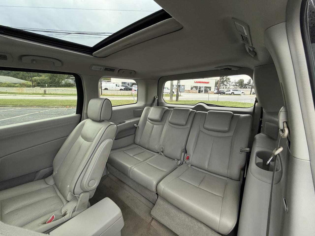 Nissan Quest S 2015