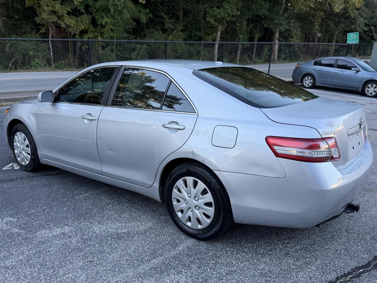 Toyota Camry SE 6-Spd MT 2010