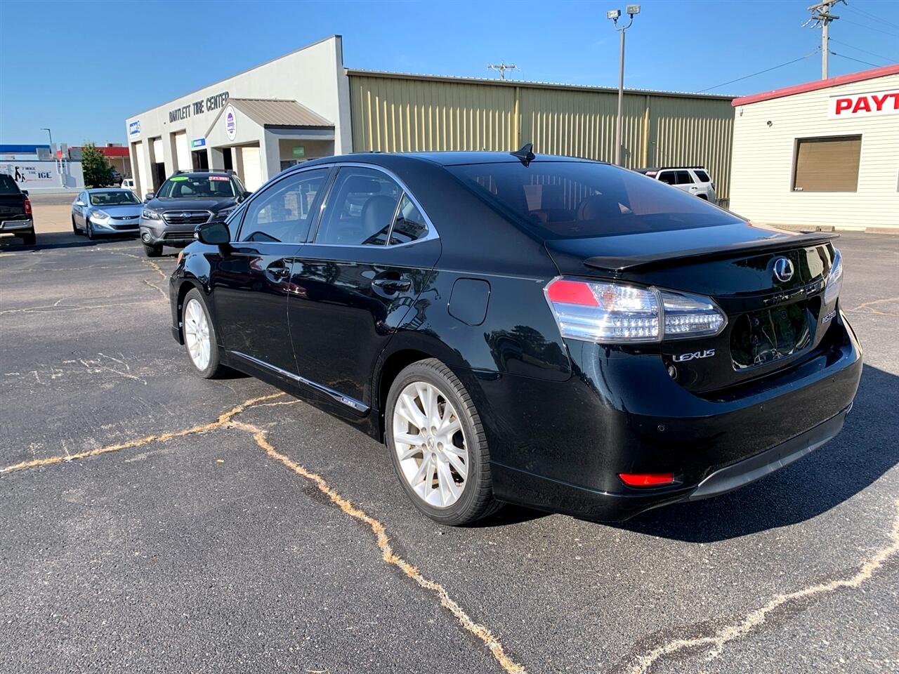 2010 Lexus HS 250h photo 2