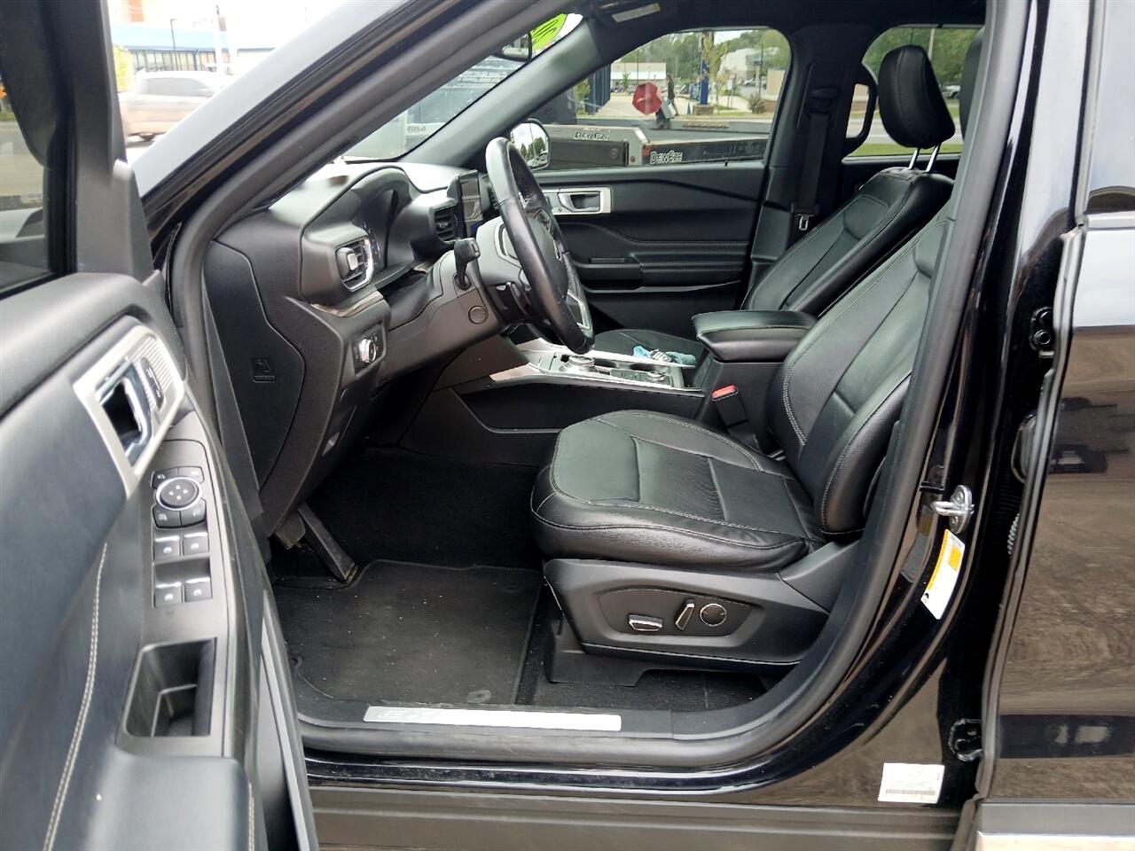 2020 Ford Explorer Limited photo 8