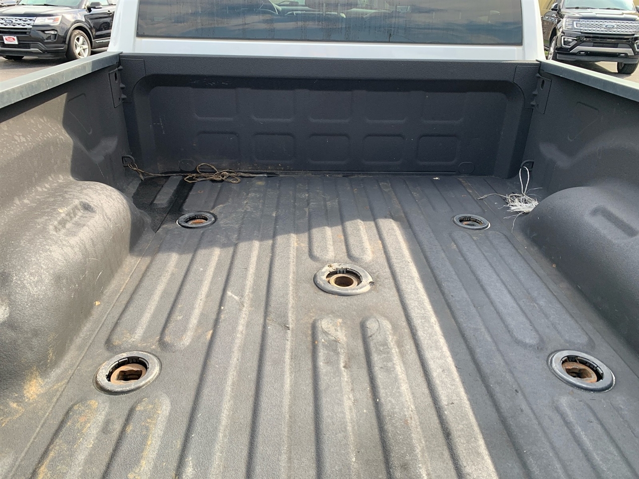 2017 Ram 2500 Tradesman photo 3