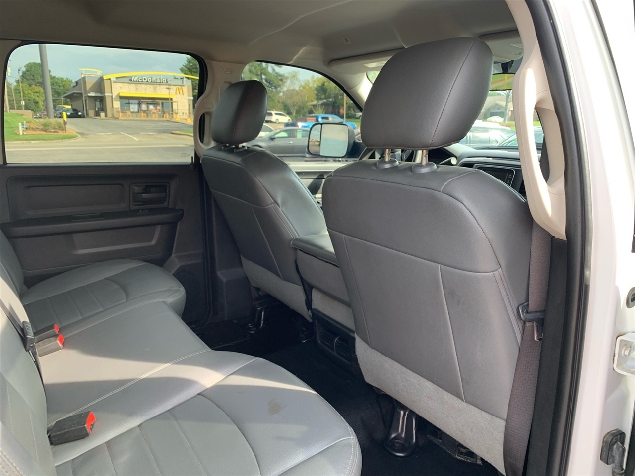 2017 Ram 2500 Tradesman photo 16
