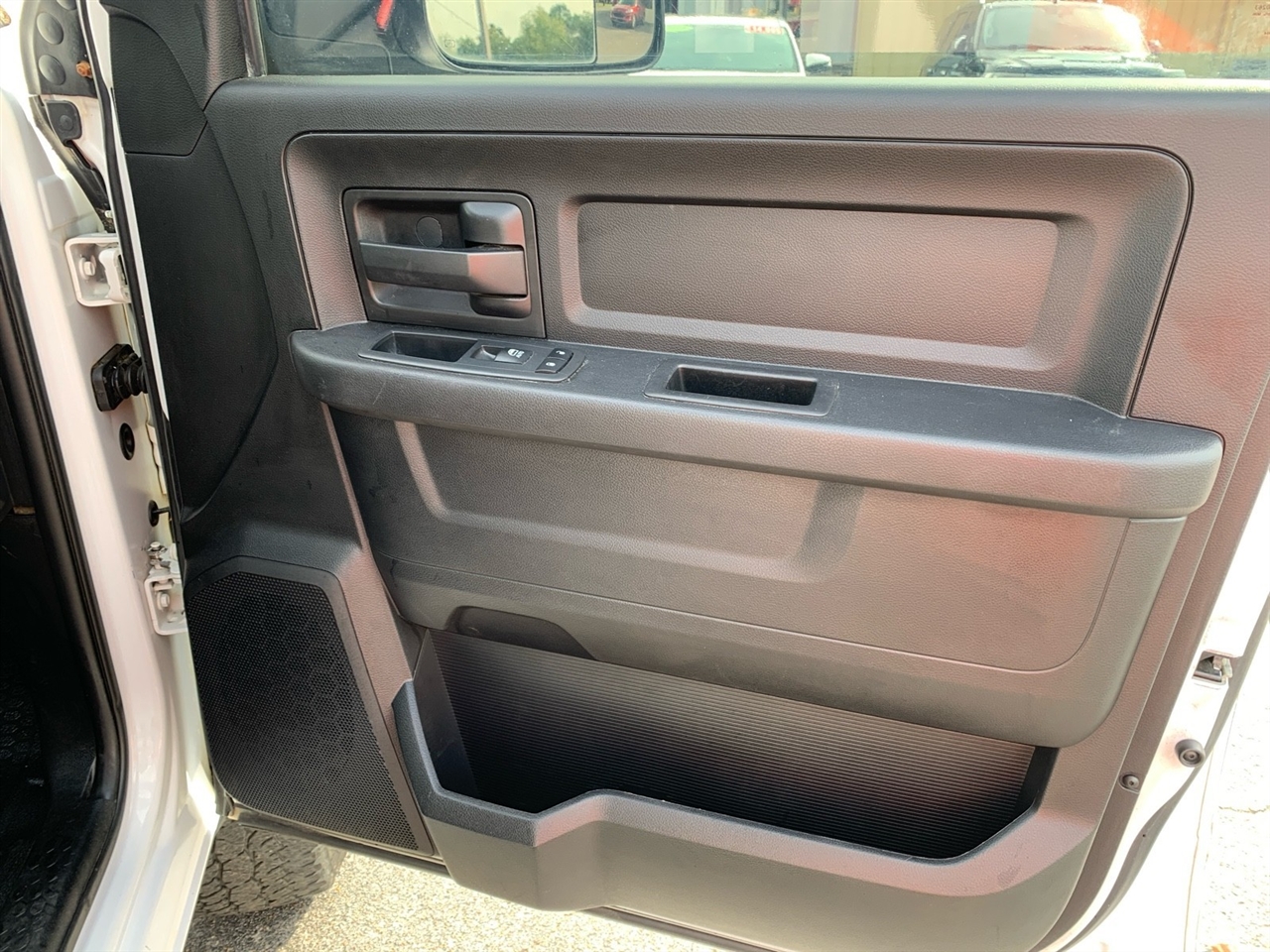 2017 Ram 2500 Tradesman photo 20