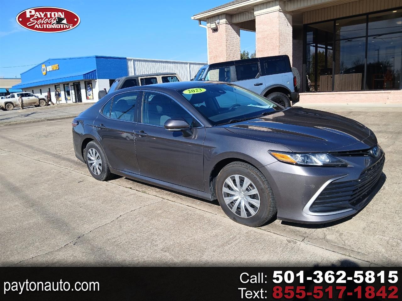 2023 Toyota Camry Hybrid LE