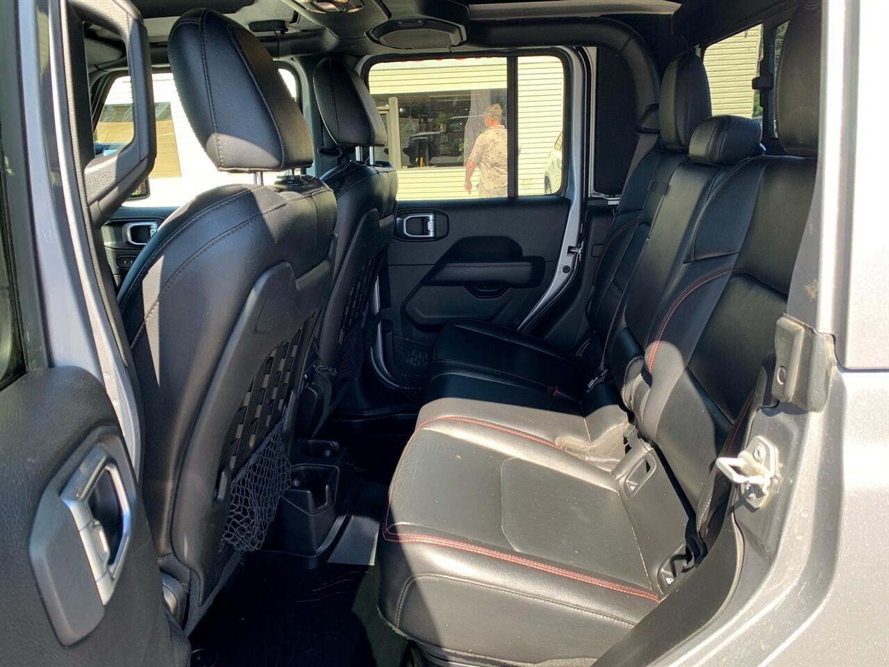 2020 Jeep Gladiator Rubicon photo 10