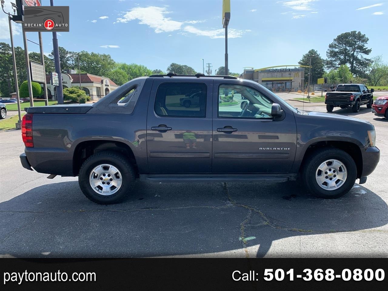 2011 Chevrolet Avalanche LS