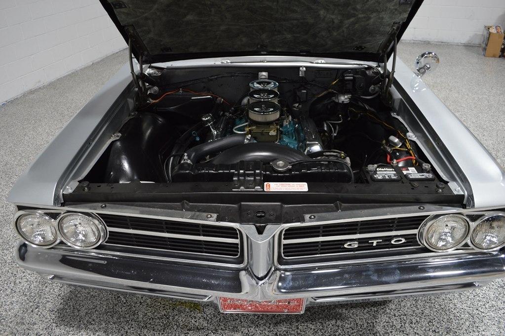 Pontiac GTO  1964