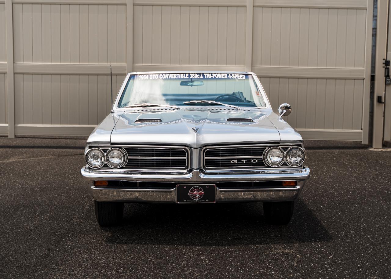 Pontiac GTO  1964