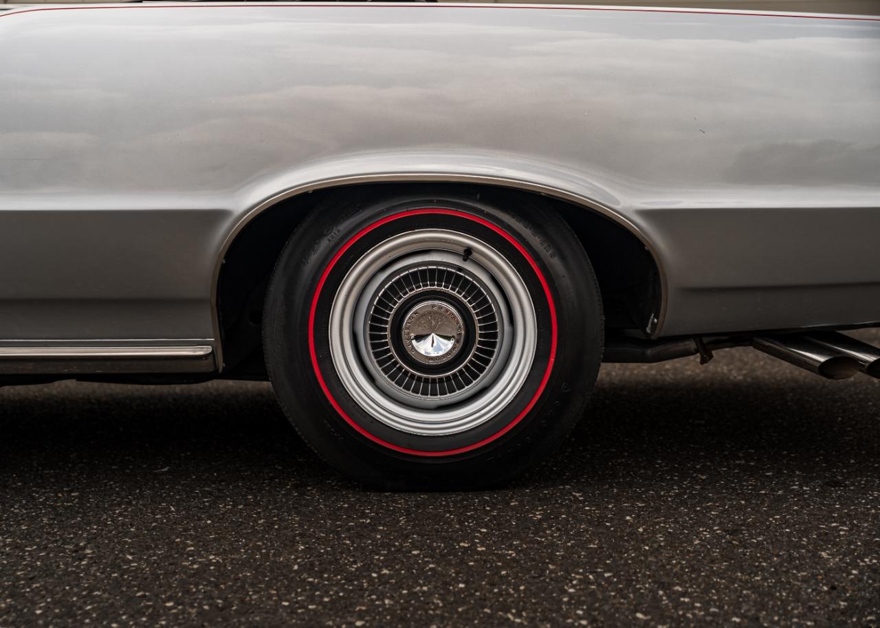 Pontiac GTO  1964