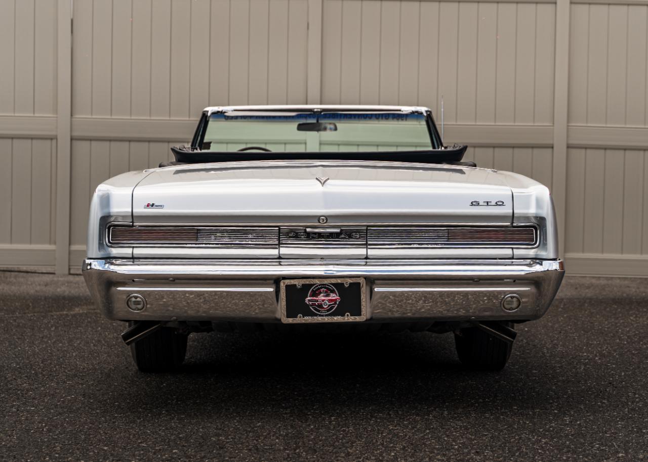 Pontiac GTO  1964