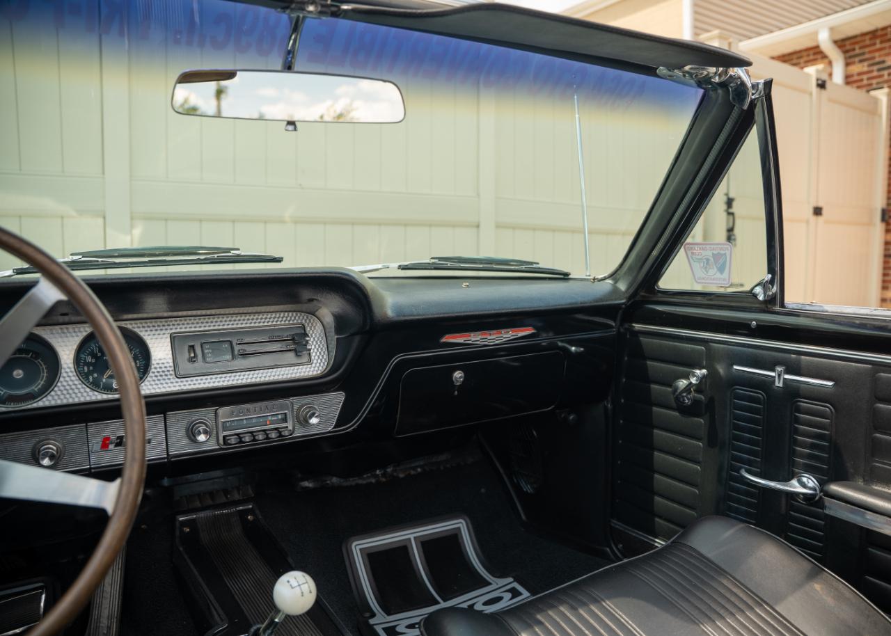 Pontiac GTO  1964