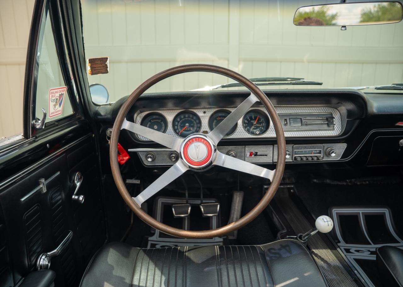 Pontiac GTO  1964