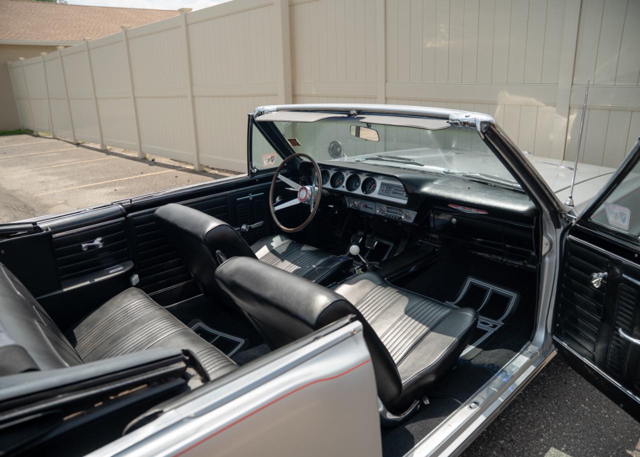 Pontiac GTO  1964