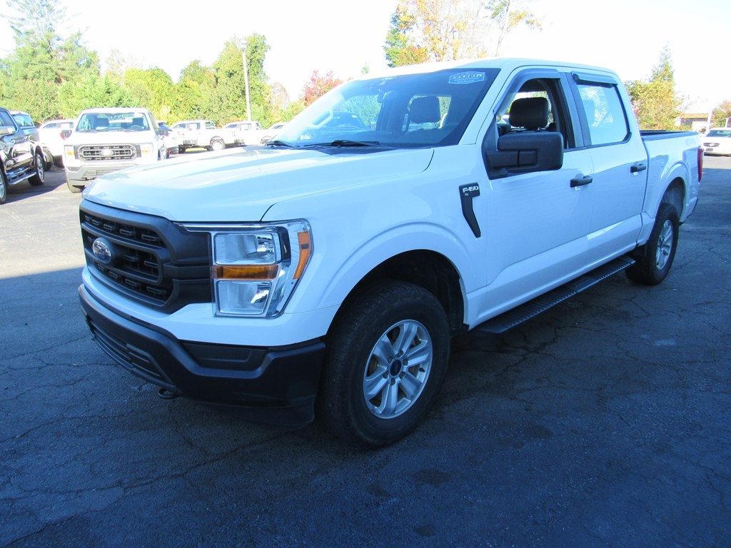 Ford F-150 XL SuperCrew 5.5-ft. Bed 4WD 2021 Ford F-150 XL SuperCrew 5.5-ft. Bed 4WD 2021