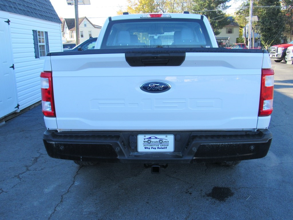 Ford F-150 XL SuperCrew 5.5-ft. Bed 4WD 2021 Ford F-150 XL SuperCrew 5.5-ft. Bed 4WD 2021