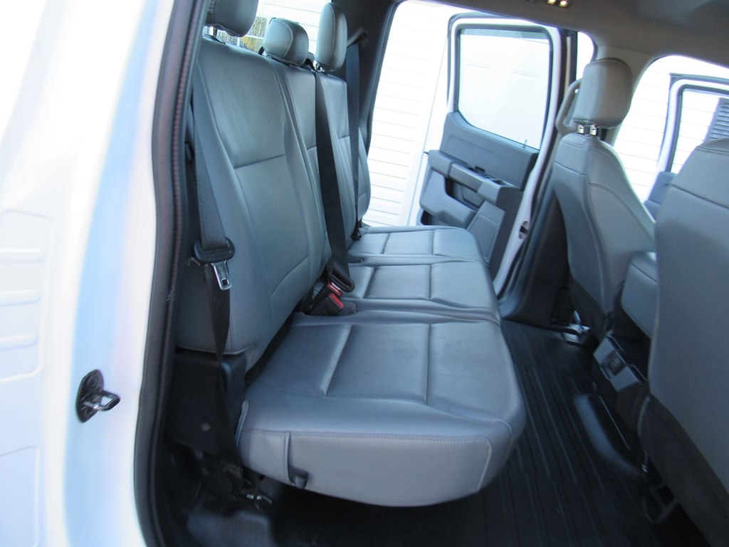 Ford F-150 XL SuperCrew 5.5-ft. Bed 4WD 2021 Ford F-150 XL SuperCrew 5.5-ft. Bed 4WD 2021