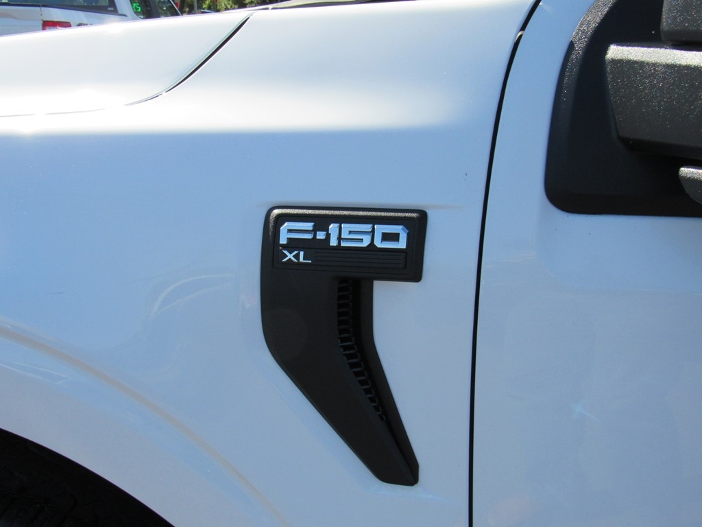 2021 Ford F-150 XL photo 16