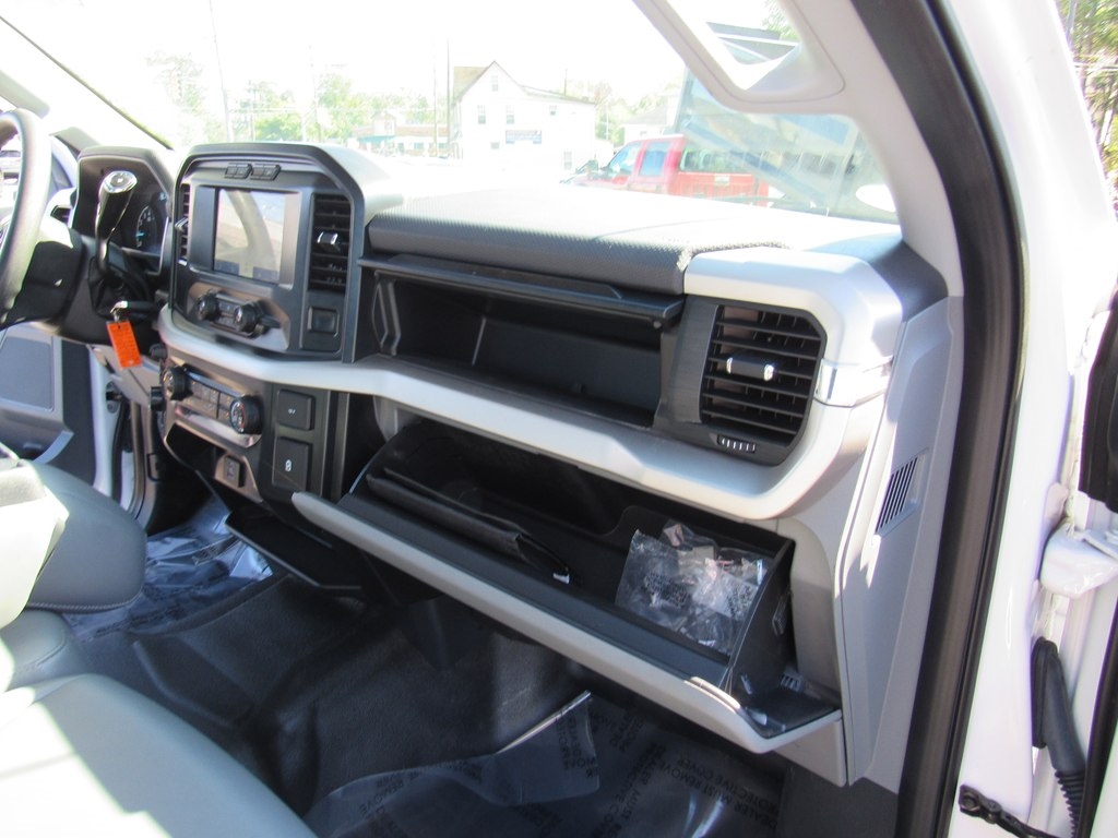 2021 Ford F-150 XL photo 40