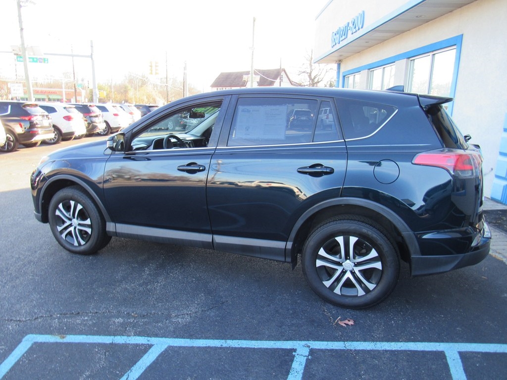 Toyota RAV4  2018