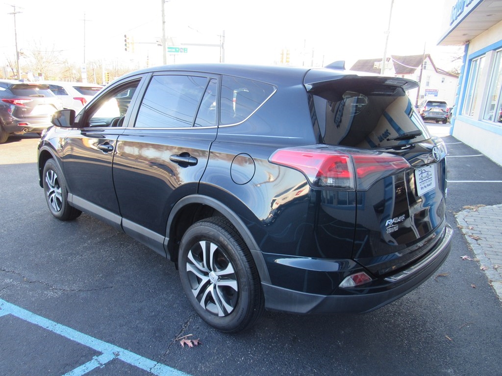 Toyota RAV4  2018