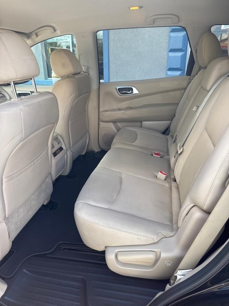 Nissan Pathfinder FWD SV 2017