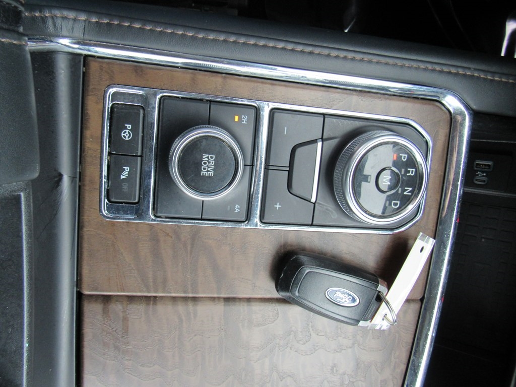 Ford Expedition  2020 Ford Expedition  2020