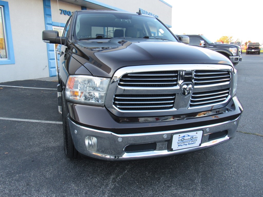 RAM 1500 Big Horn/Lone Star 4x4 Quad Cab 6'4" Box 2017 RAM 1500 Big Horn/Lone Star 4x4 Quad Cab 6'4" Box 2017