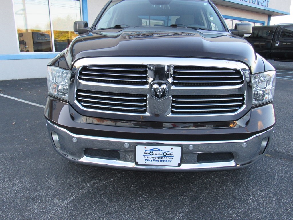 RAM 1500 Big Horn/Lone Star 4x4 Quad Cab 6'4" Box 2017 RAM 1500 Big Horn/Lone Star 4x4 Quad Cab 6'4" Box 2017