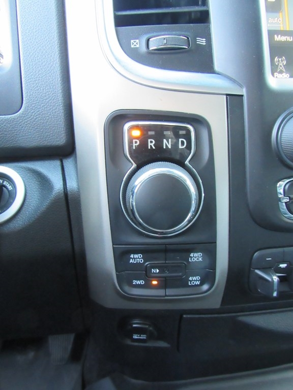 RAM 1500 Big Horn/Lone Star 4x4 Quad Cab 6'4" Box 2017 RAM 1500 Big Horn/Lone Star 4x4 Quad Cab 6'4" Box 2017