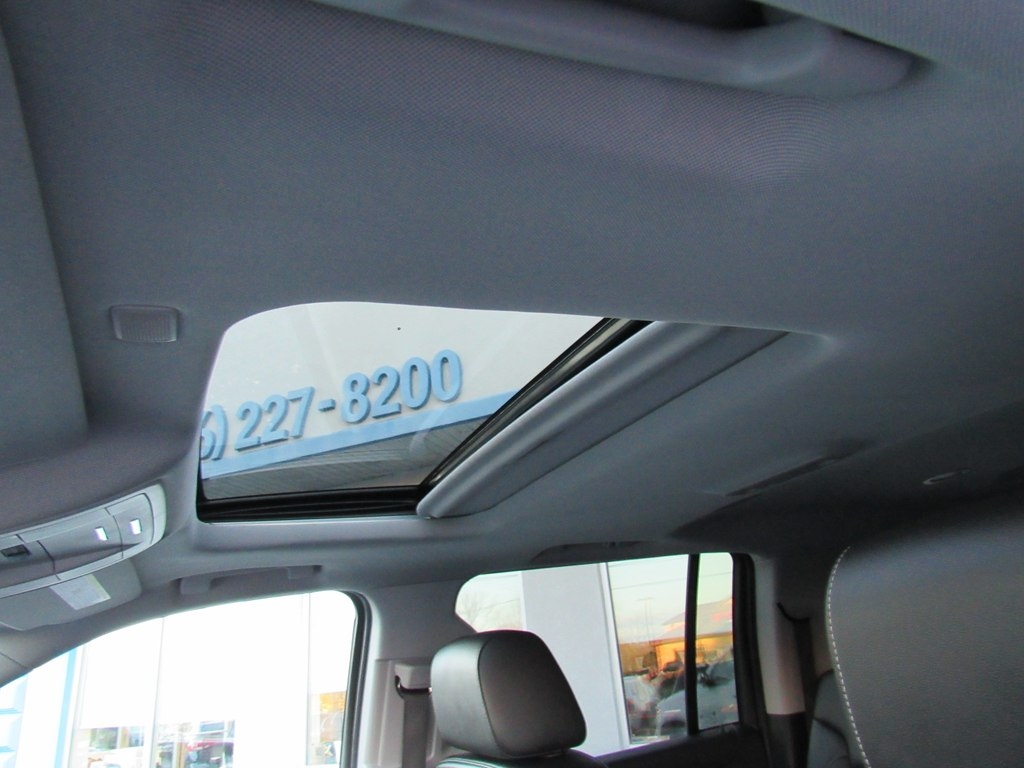 Chevrolet Suburban  2020 Chevrolet Suburban  2020