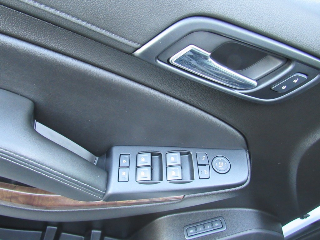 Chevrolet Suburban  2020 Chevrolet Suburban  2020