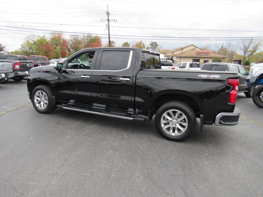 Chevrolet Silverado 1500 LTZ Crew Cab 2020 Chevrolet Silverado 1500 LTZ Crew Cab 2020