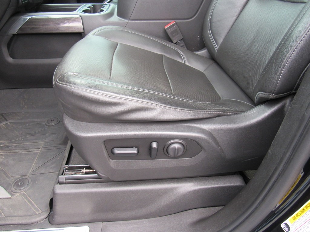 Chevrolet Silverado 1500 LTZ Crew Cab 2020 Chevrolet Silverado 1500 LTZ Crew Cab 2020