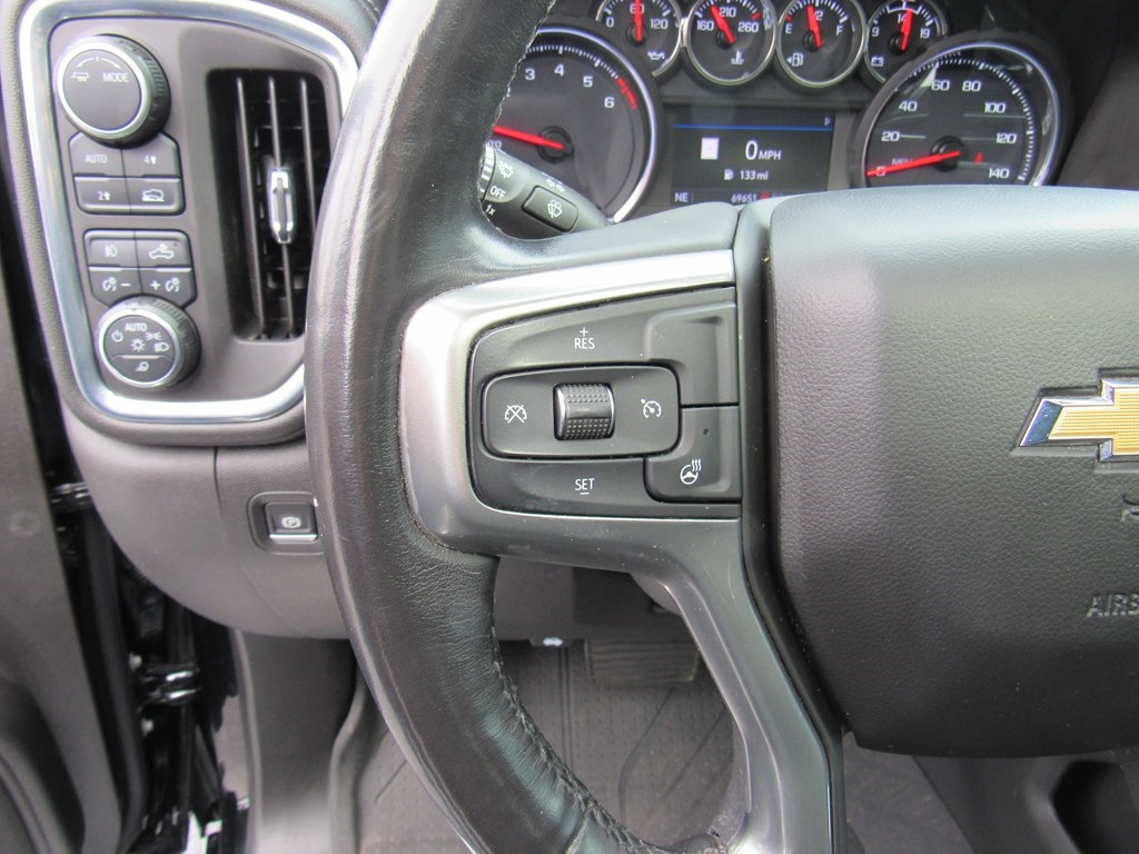 Chevrolet Silverado 1500 LTZ Crew Cab 2020 Chevrolet Silverado 1500 LTZ Crew Cab 2020