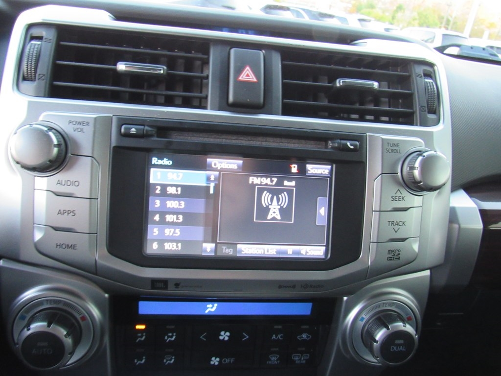 Toyota 4Runner Limited V6 4D SUV 4WD 2016 Toyota 4Runner Limited V6 4D SUV 4WD 2016