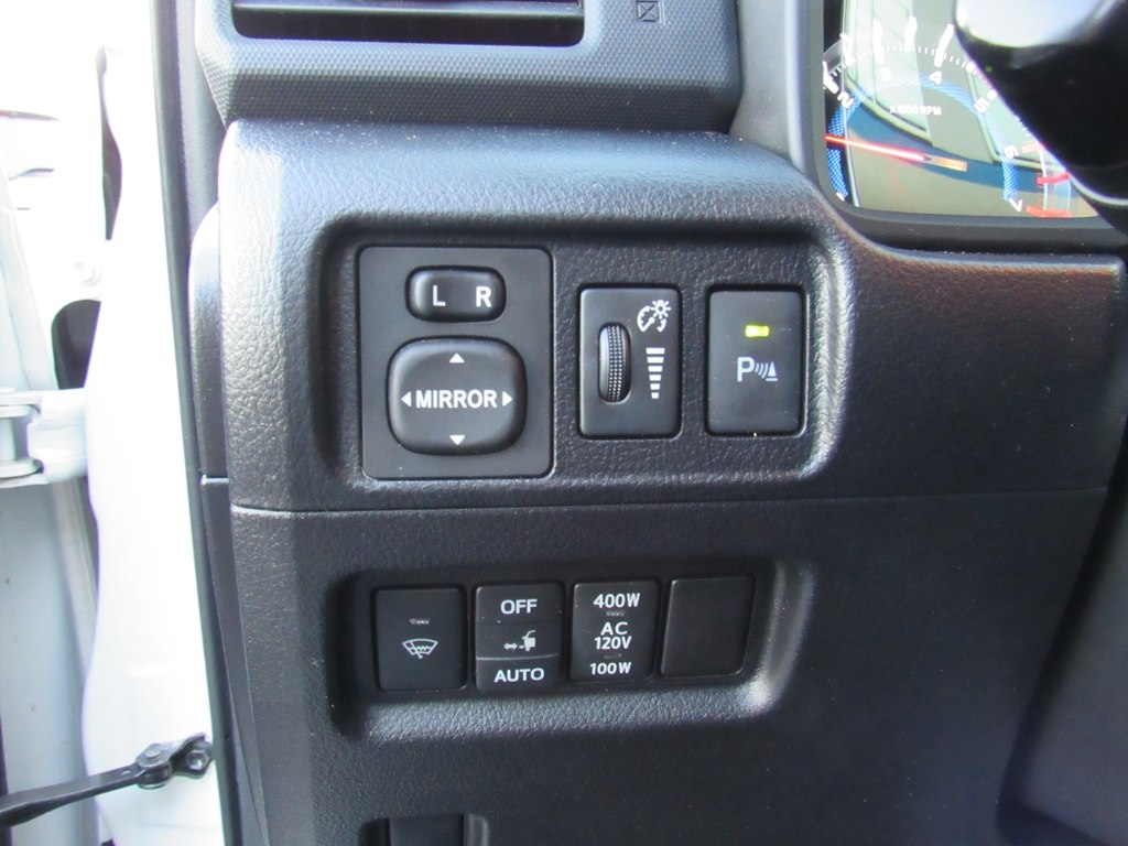 Toyota 4Runner Limited V6 4D SUV 4WD 2016 Toyota 4Runner Limited V6 4D SUV 4WD 2016