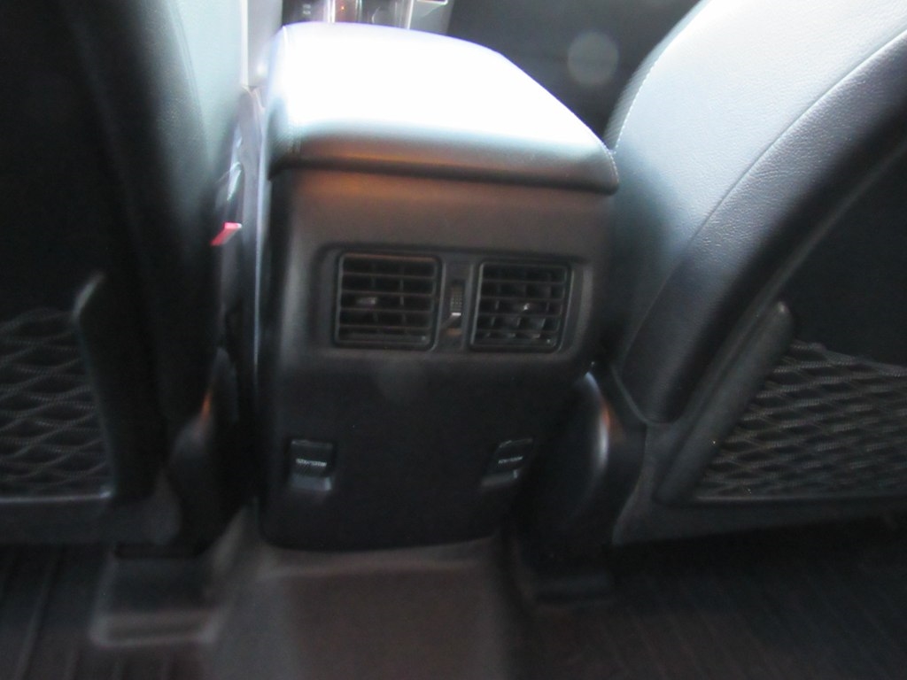 Toyota 4Runner Limited V6 4D SUV 4WD 2016 Toyota 4Runner Limited V6 4D SUV 4WD 2016