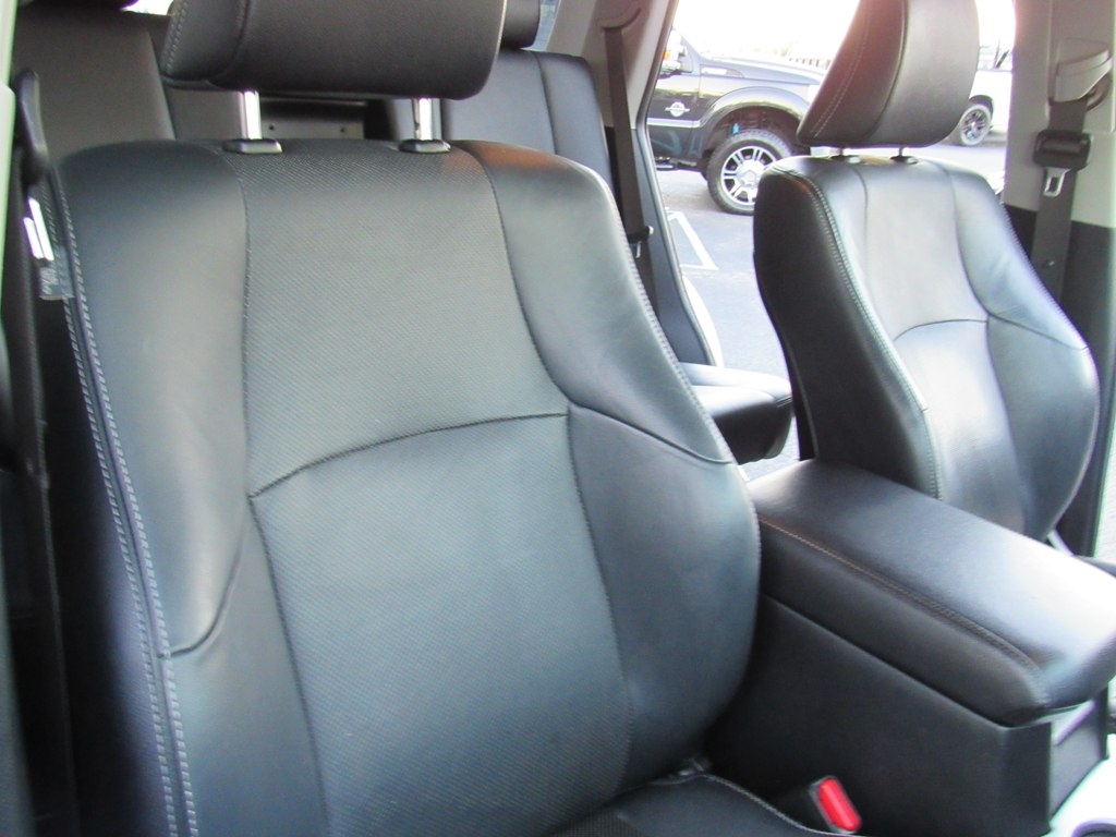 Toyota 4Runner Limited V6 4D SUV 4WD 2016 Toyota 4Runner Limited V6 4D SUV 4WD 2016