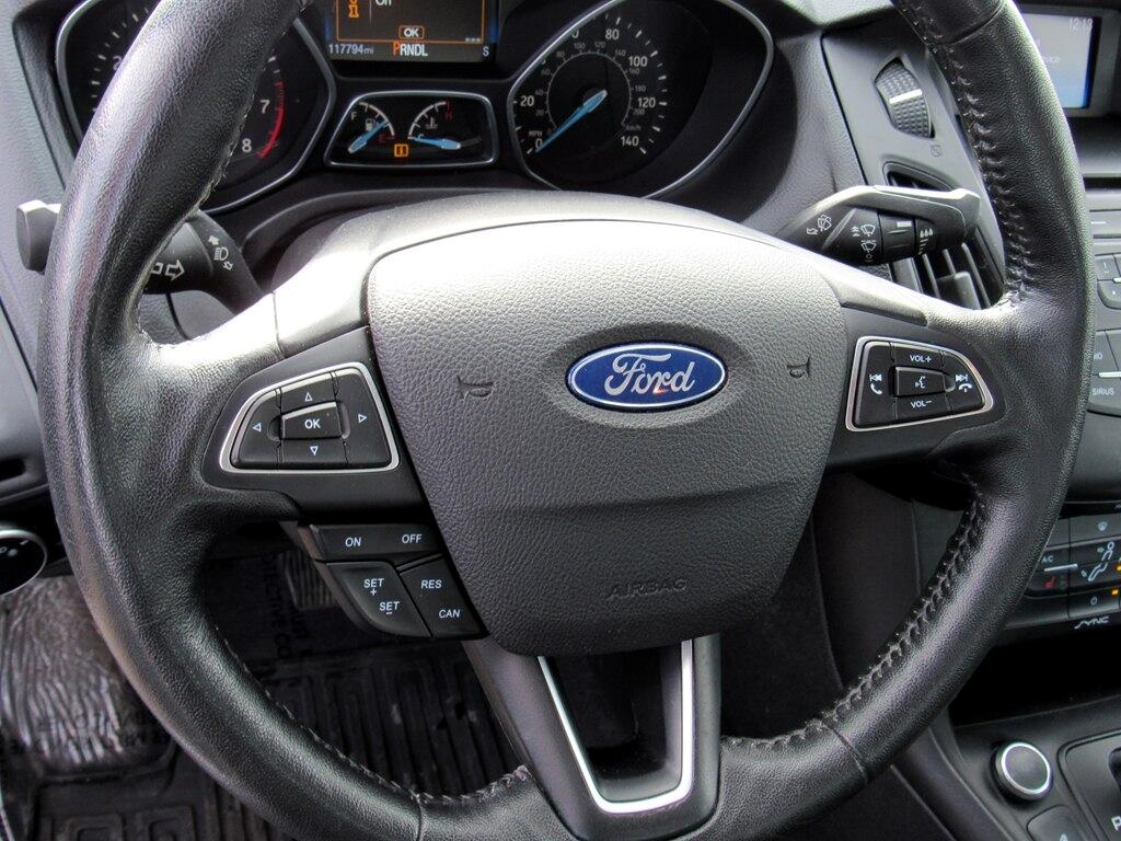 Ford Focus  2016