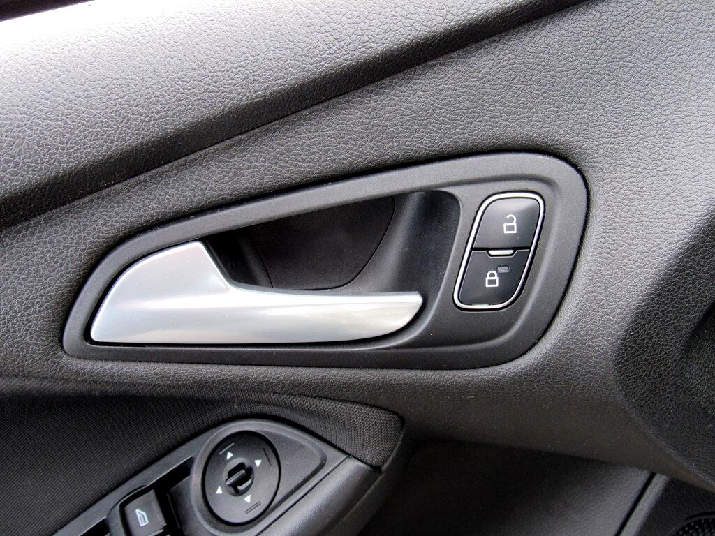 Ford Focus  2016