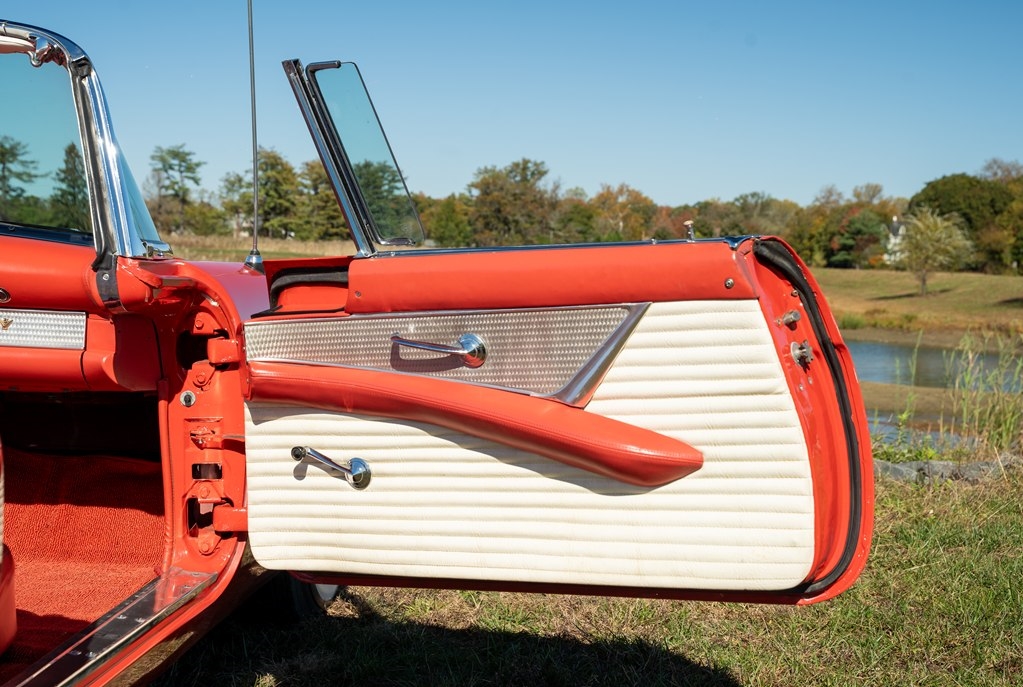 Ford Thunderbird  1956