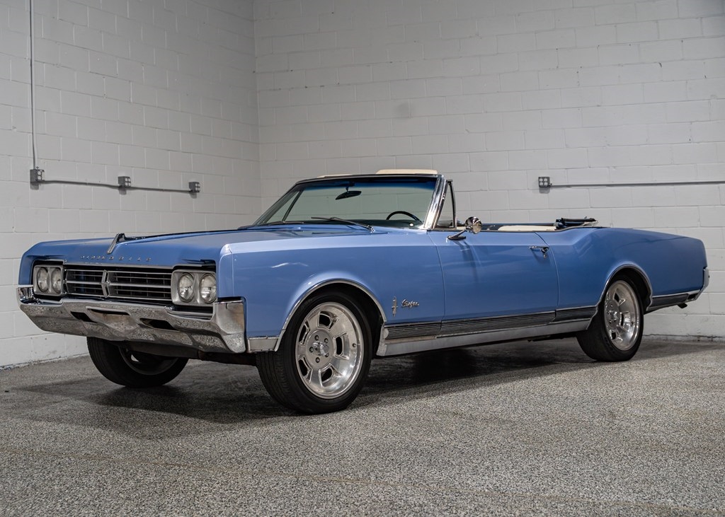 Oldsmobile Starfire  1965