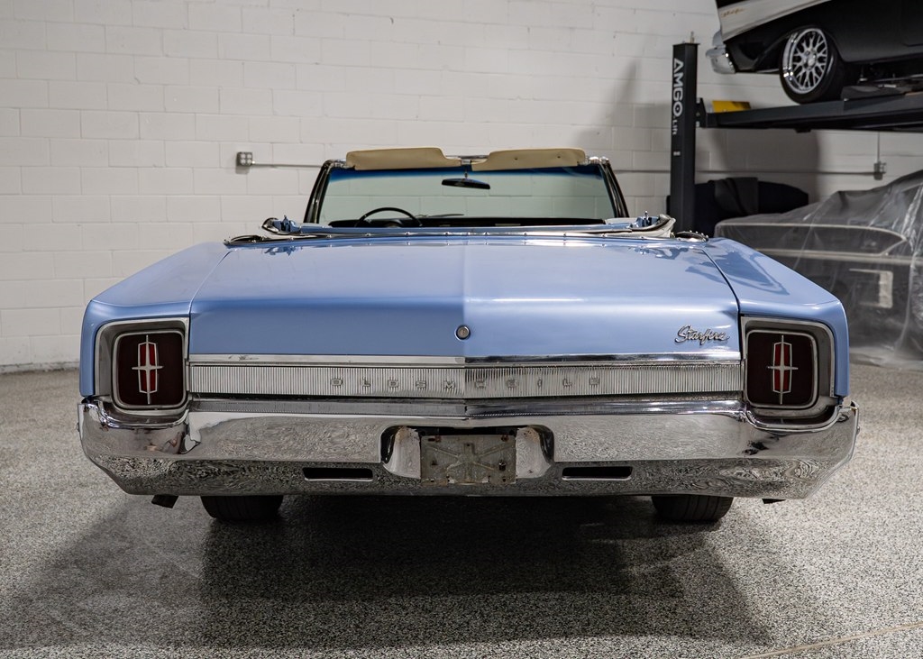 Oldsmobile Starfire  1965