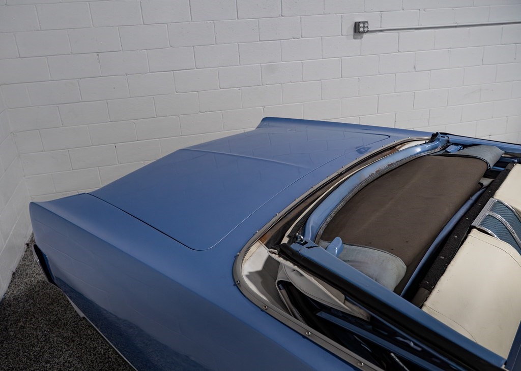 Oldsmobile Starfire  1965