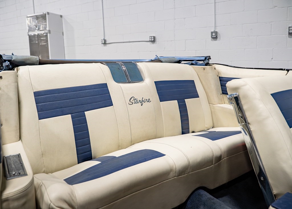 Oldsmobile Starfire  1965