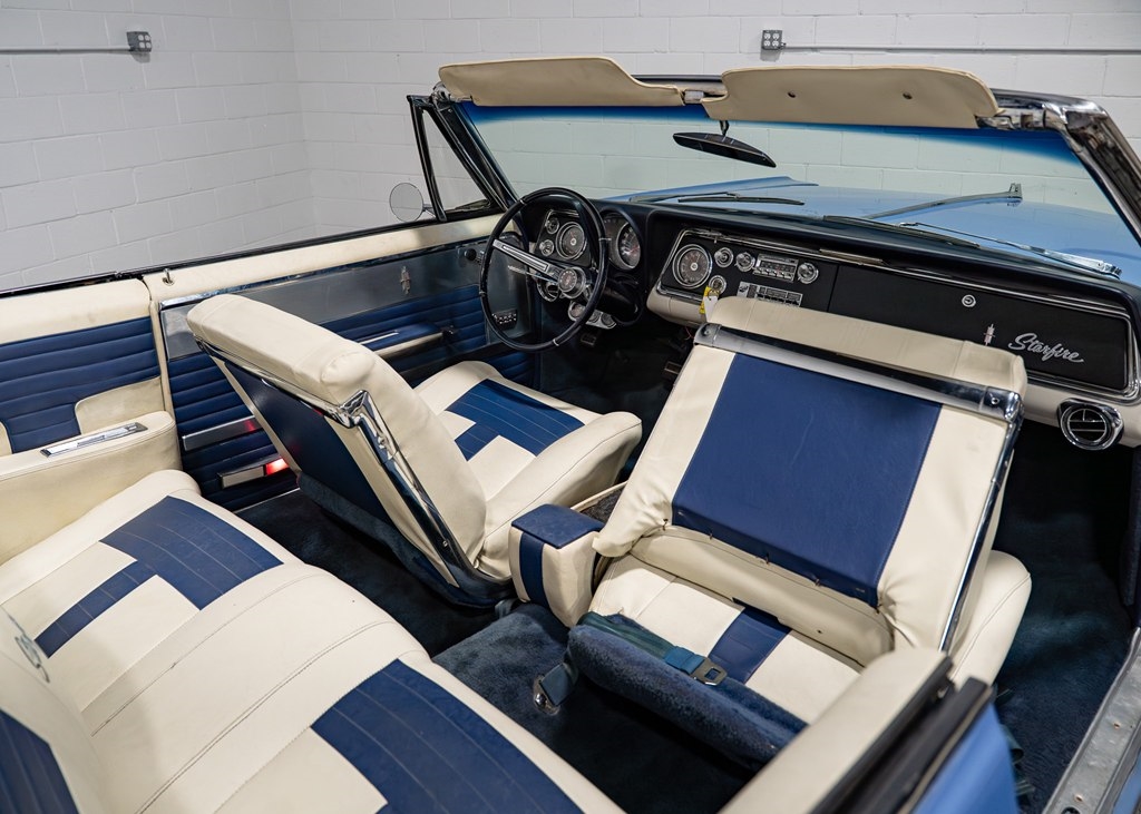 Oldsmobile Starfire  1965